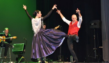 NUEVO ESPECTACULO 2013 CON DANZA Y PROYECCIONES